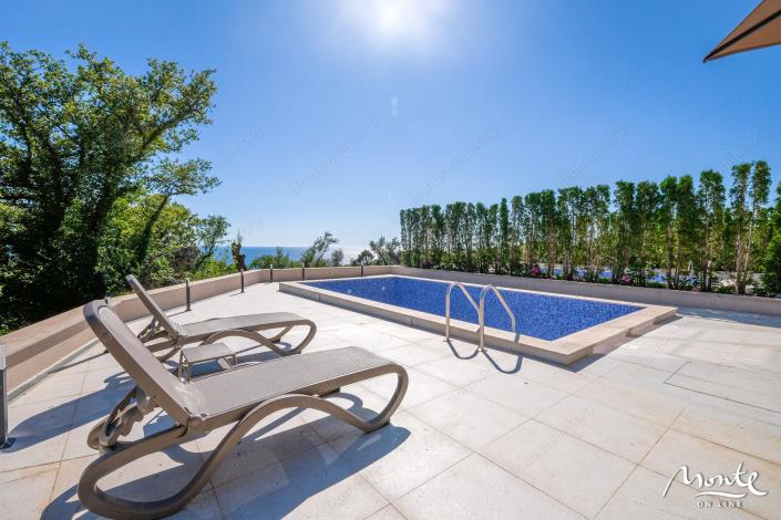 Image No.36-4 Bed Townhouse for sale