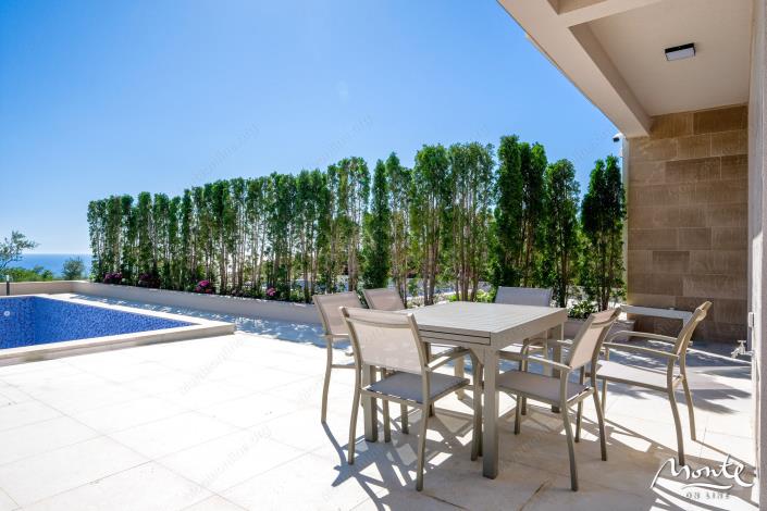 Image No.47-4 Bed Townhouse for sale