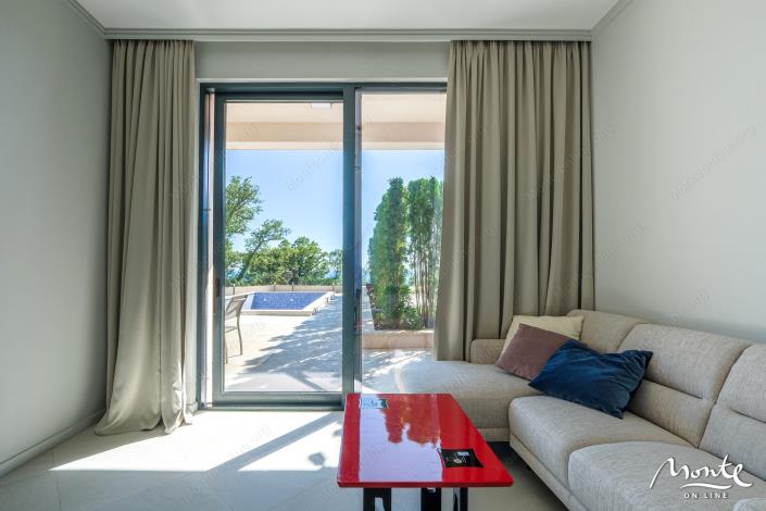 Image No.50-4 Bed Townhouse for sale