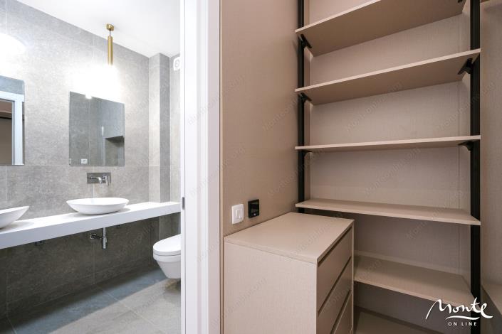 Image No.53-4 Bed Townhouse for sale