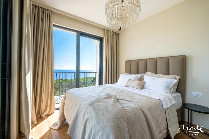 Image No.56-4 Bed Townhouse for sale