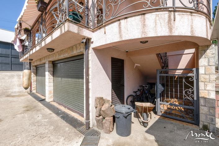 Image No.3-4 Bed House for sale