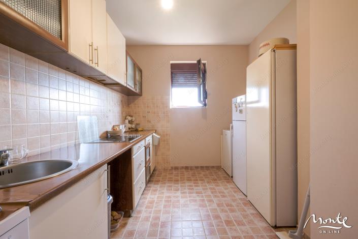 Image No.17-4 Bed House for sale