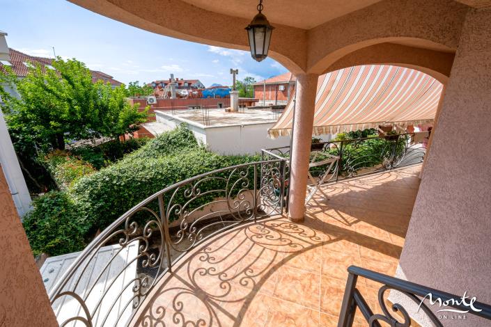 Image No.34-4 Bed House for sale