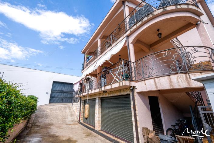 Image No.36-4 Bed House for sale