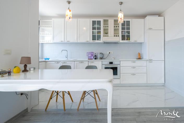 Image No.5-3 Bed Penthouse for sale