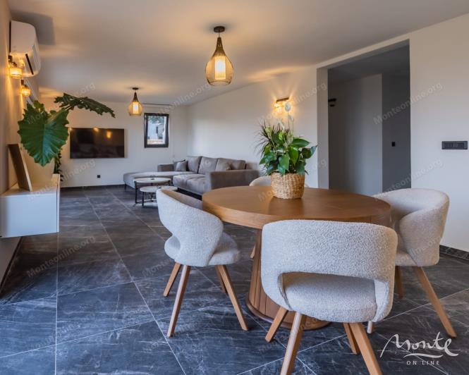 Image No.15-6 Bed Villa for sale