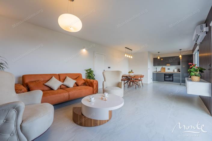 Image No.16-6 Bed Villa for sale