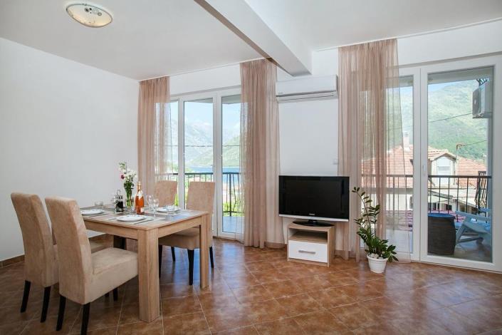 Image No.5-1 Bed Flat for sale