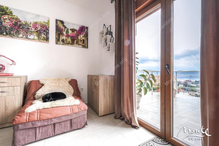 Image No.17-2 Bed Flat for sale