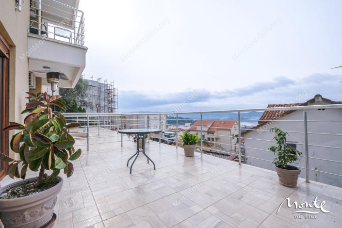 Image No.20-2 Bed Flat for sale