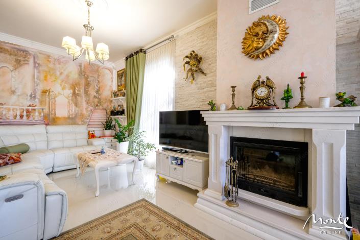 Image No.9-2 Bed Flat for sale