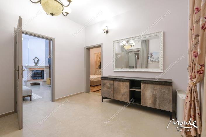 Image No.4-5 Bed House for sale