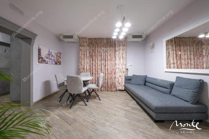 Image No.15-5 Bed House for sale