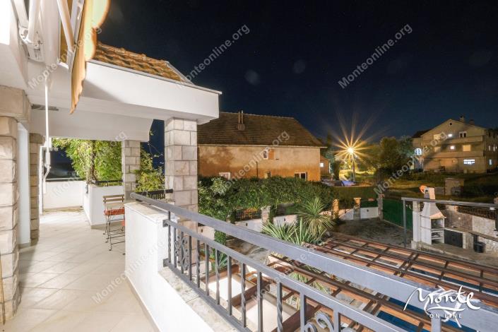 Image No.30-5 Bed House for sale