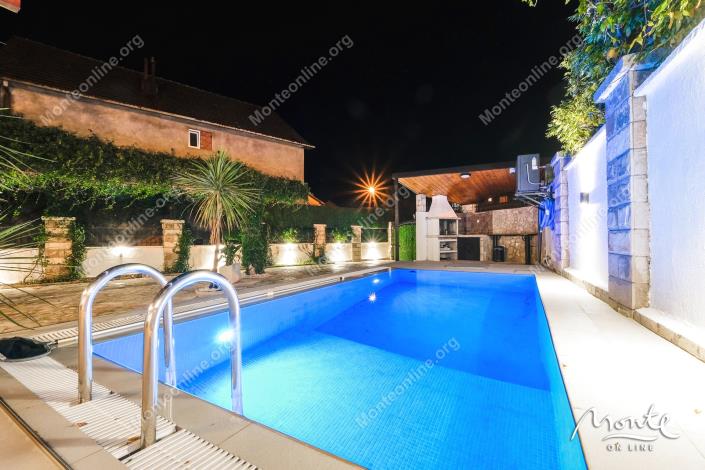 Image No.33-5 Bed House for sale