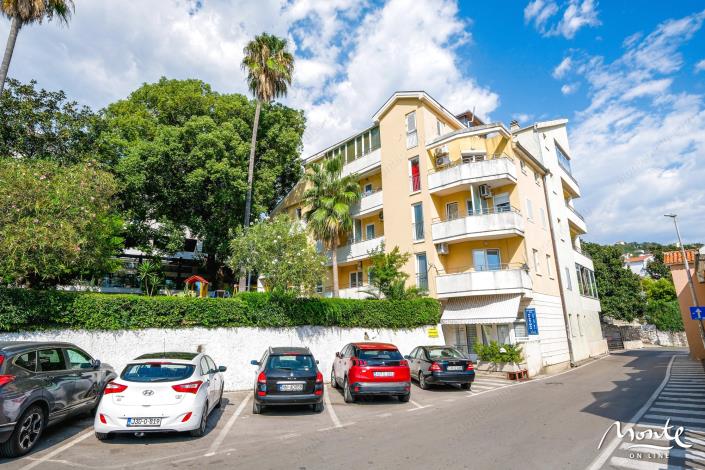 Image No.20-Appartement de 1 chambre à vendre à Igalo