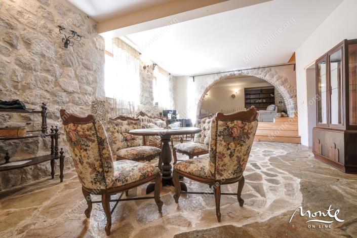 Image No.19-Villa de 6 chambres à vendre à Kotor