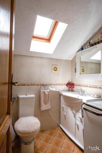 Image No.10-Chalet de 4 chambres à vendre à Kotor