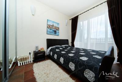 komfortnaya-4-etazhnaya-villa-v-bechichi-s-bassejnom-i-panoramnym-vidom_15