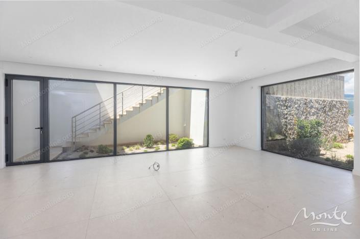 Image No.17-5 Bed Villa for sale