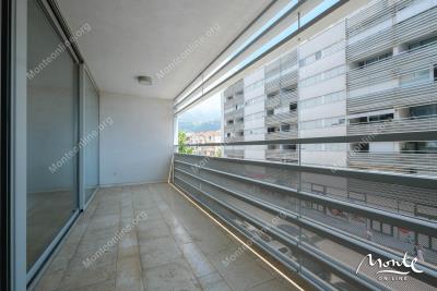 prostornaya-2-spalnaya-kvartira-v-dome-okov-budva_14