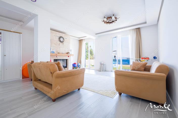 Image No.7-3 Bed House for sale