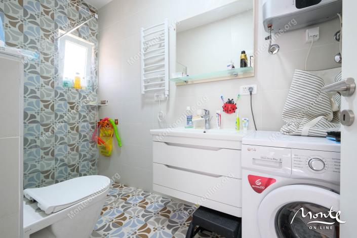 Image No.16-3 Bed House for sale