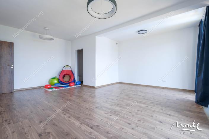 Image No.27-3 Bed House for sale