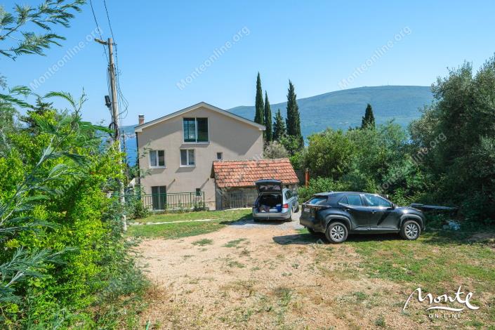 Image No.41-3 Bed House for sale