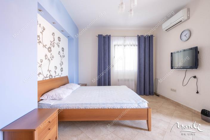 Image No.6-3 Bed House for sale