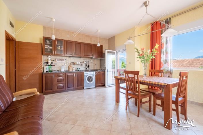 Image No.10-3 Bed House for sale