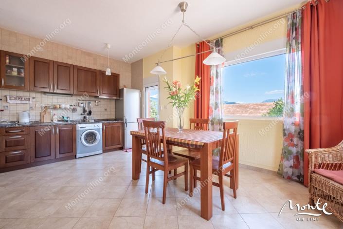 Image No.12-3 Bed House for sale