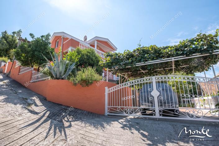 Image No.30-3 Bed House for sale