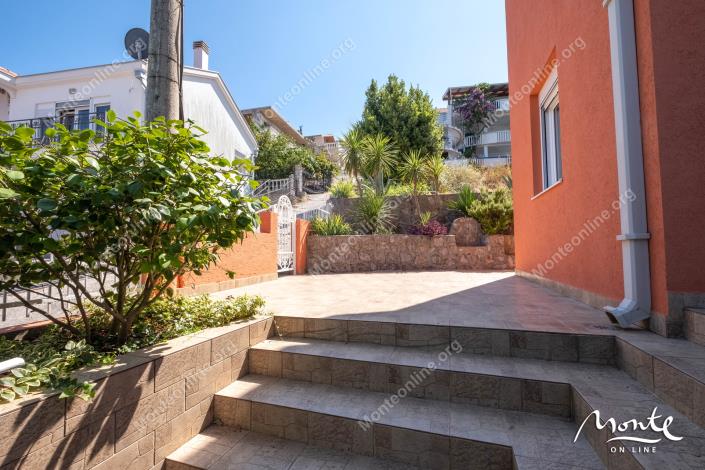 Image No.34-3 Bed House for sale