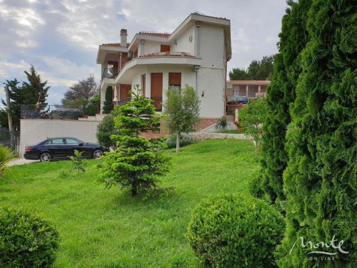 Image No.6-3 Bed House for sale