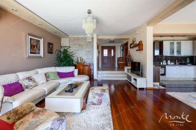 prostornyj-dom-s-vidom-na-more-i-apartamentami-dlya-arendy-v-shushane-bar_10