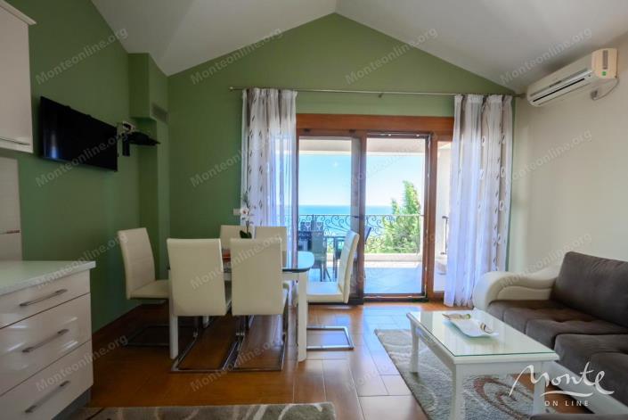 Image No.18-3 Bed House for sale