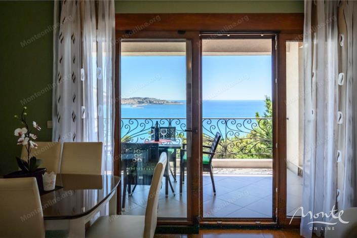 Image No.20-3 Bed House for sale