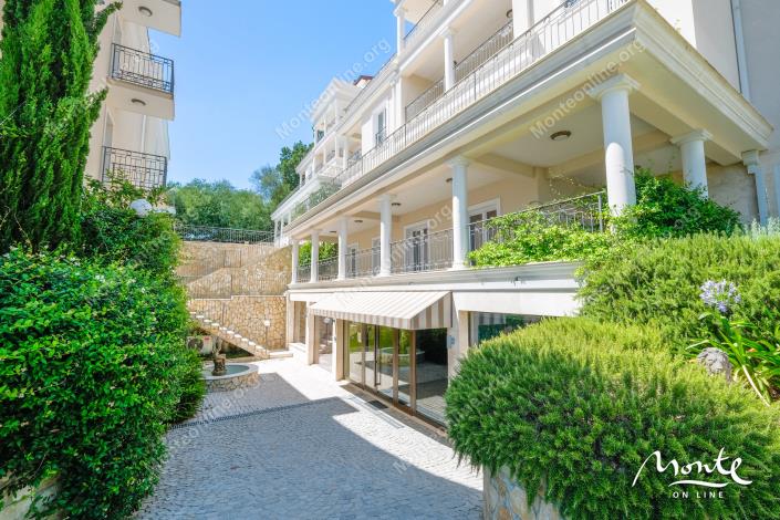 Image No.38-3 Bed Flat for sale