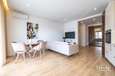 novyj-apartament-s-2-spalnyami-v-sovremennom-zhilom-dome-v-tivate_07