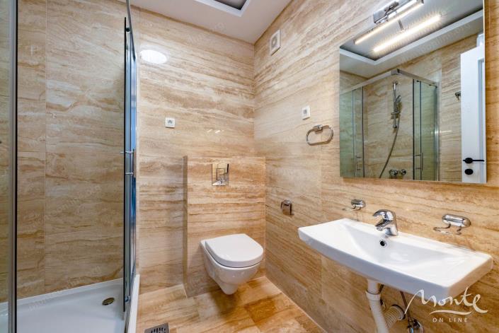 Image No.13-Appartement de 3 chambres à vendre à Budva