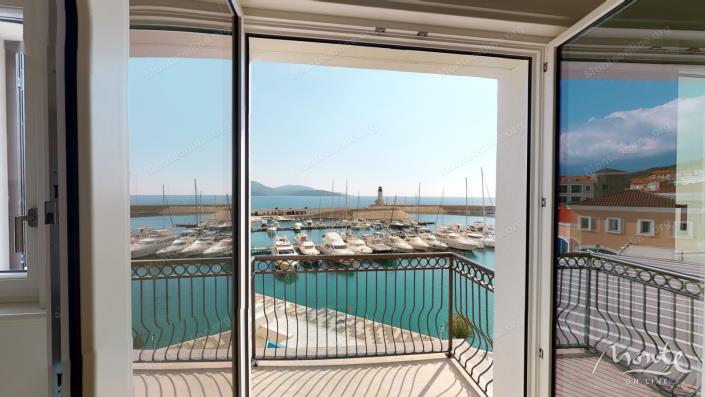 Image No.2-Appartement de 1 chambre à vendre à Tivat