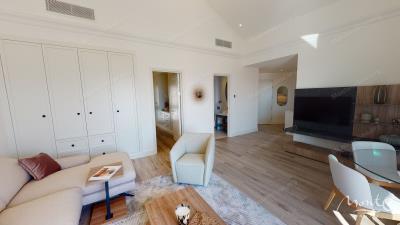 sovremennaya-1-spalnaya-kvartira-s-vidom-na-adriatiku-v-marina-village-lustica-bay_10