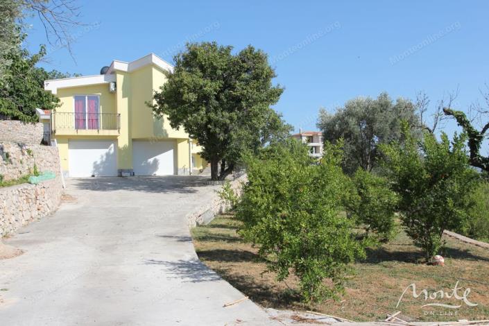 Image No.5-Maison de 5 chambres à vendre à Dobre Vode