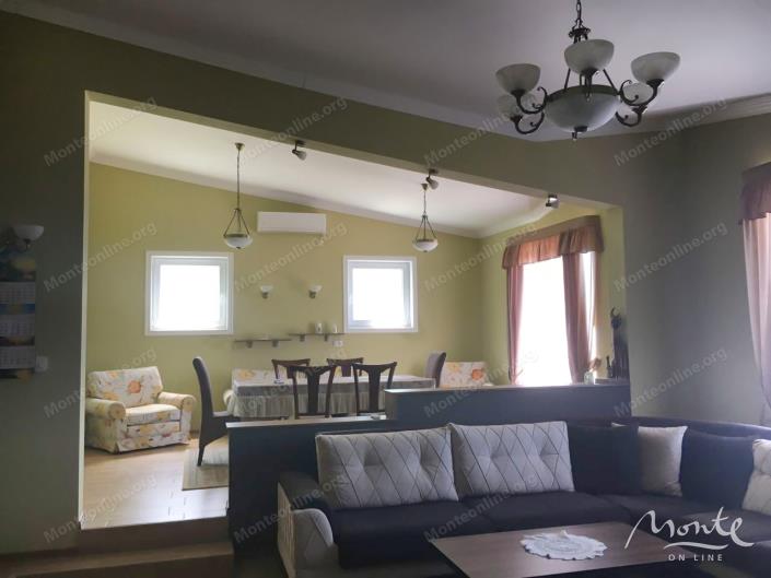 Image No.10-Maison de 5 chambres à vendre à Dobre Vode