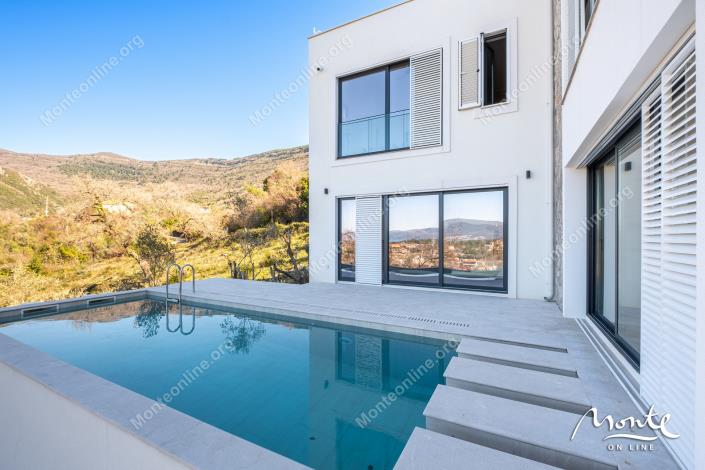 Image No.2-3 Bed Villa for sale