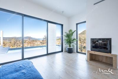 sovremennaya-dizajnerskaya-villa-s-bassejnom-v-tivate-kavach_08