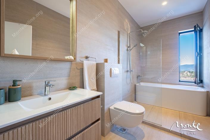 Image No.28-3 Bed Villa for sale