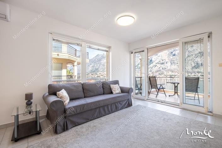 Image No.3-Appartement de 2 chambres à vendre à Kotor